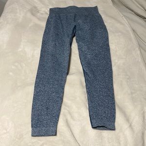 Medium blue workout leggings with dot details